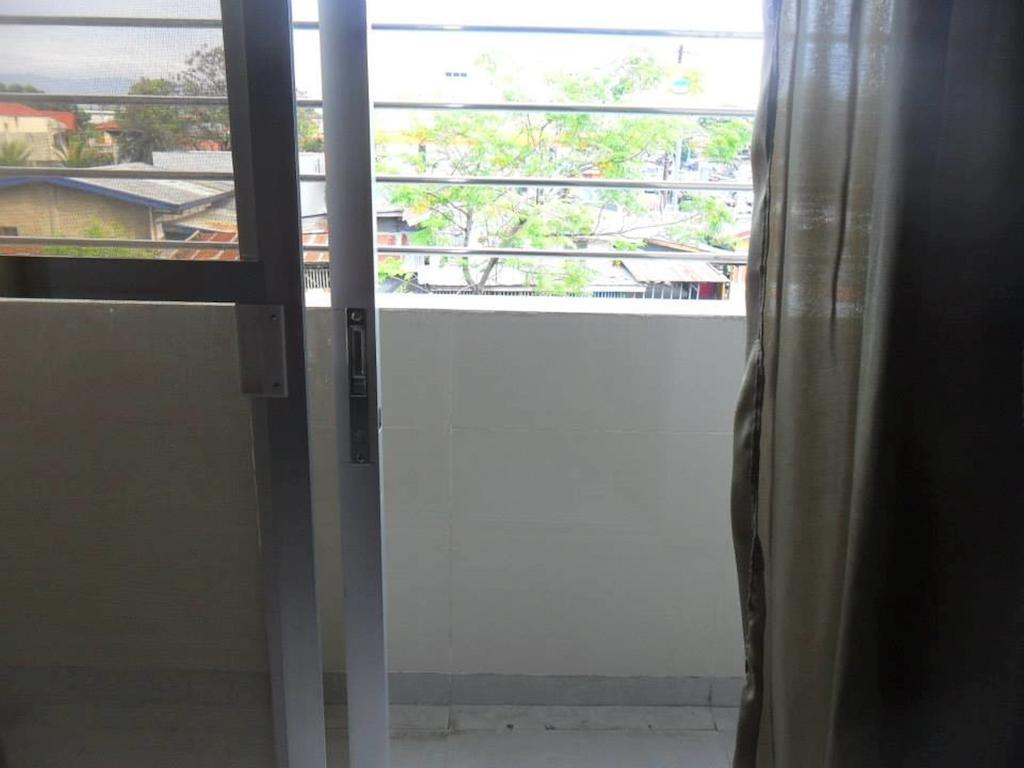 Bnt Inn Lapu-Lapu City Dış mekan fotoğraf