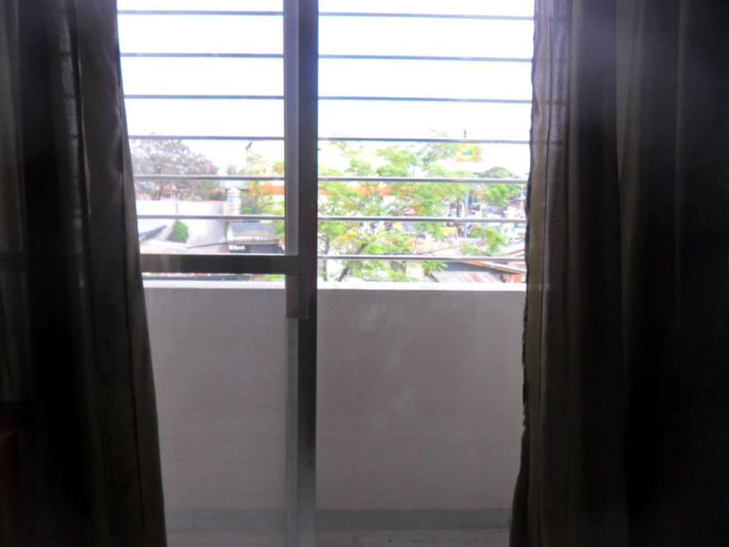 Bnt Inn Lapu-Lapu City Oda fotoğraf